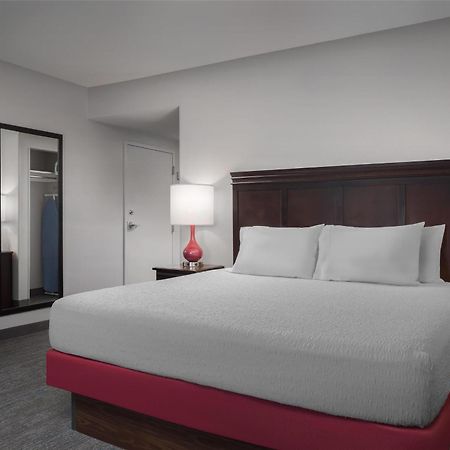 Hampton Inn & Suites Omaha-Downtown Exteriör bild