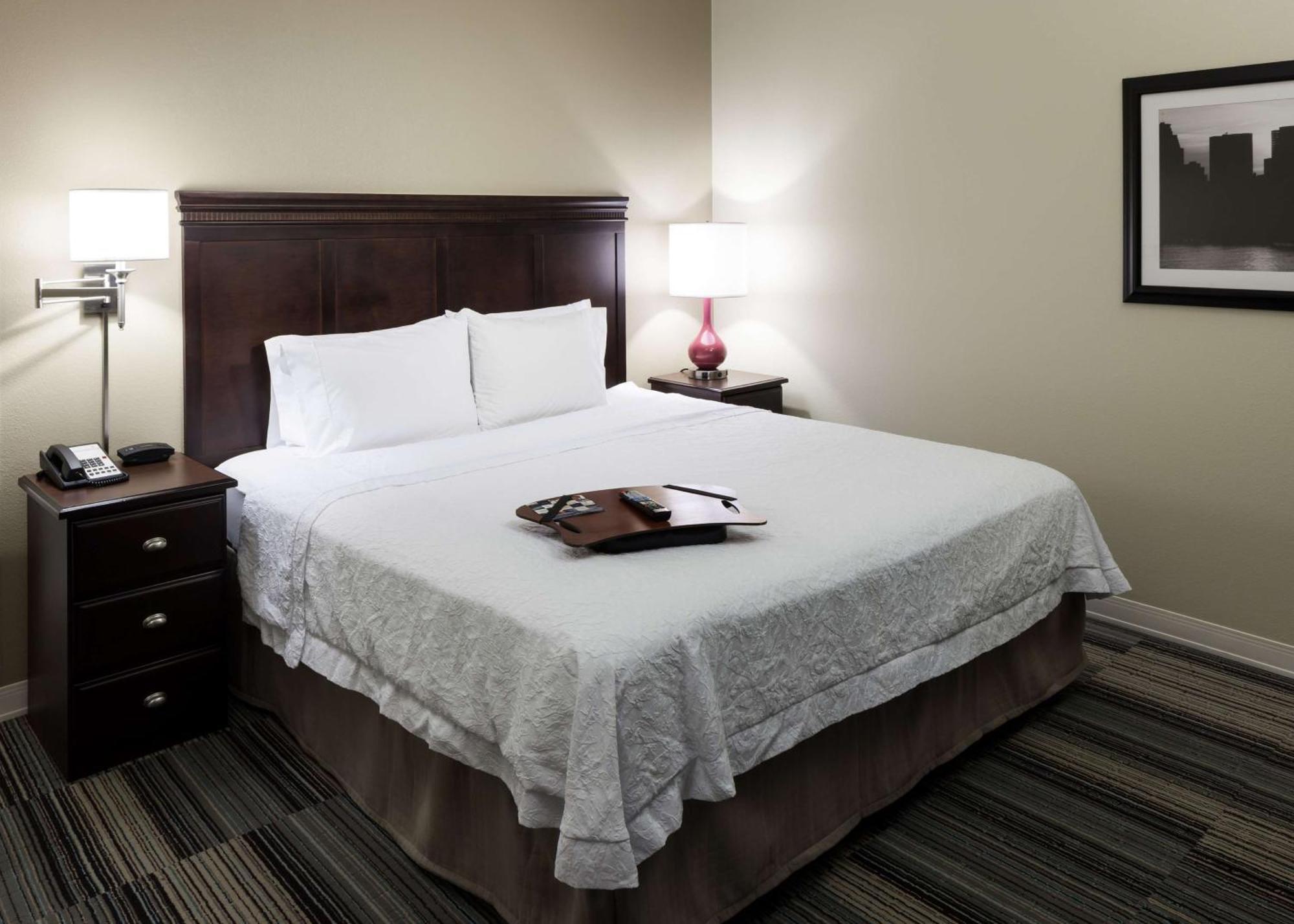 Hampton Inn & Suites Omaha-Downtown Exteriör bild