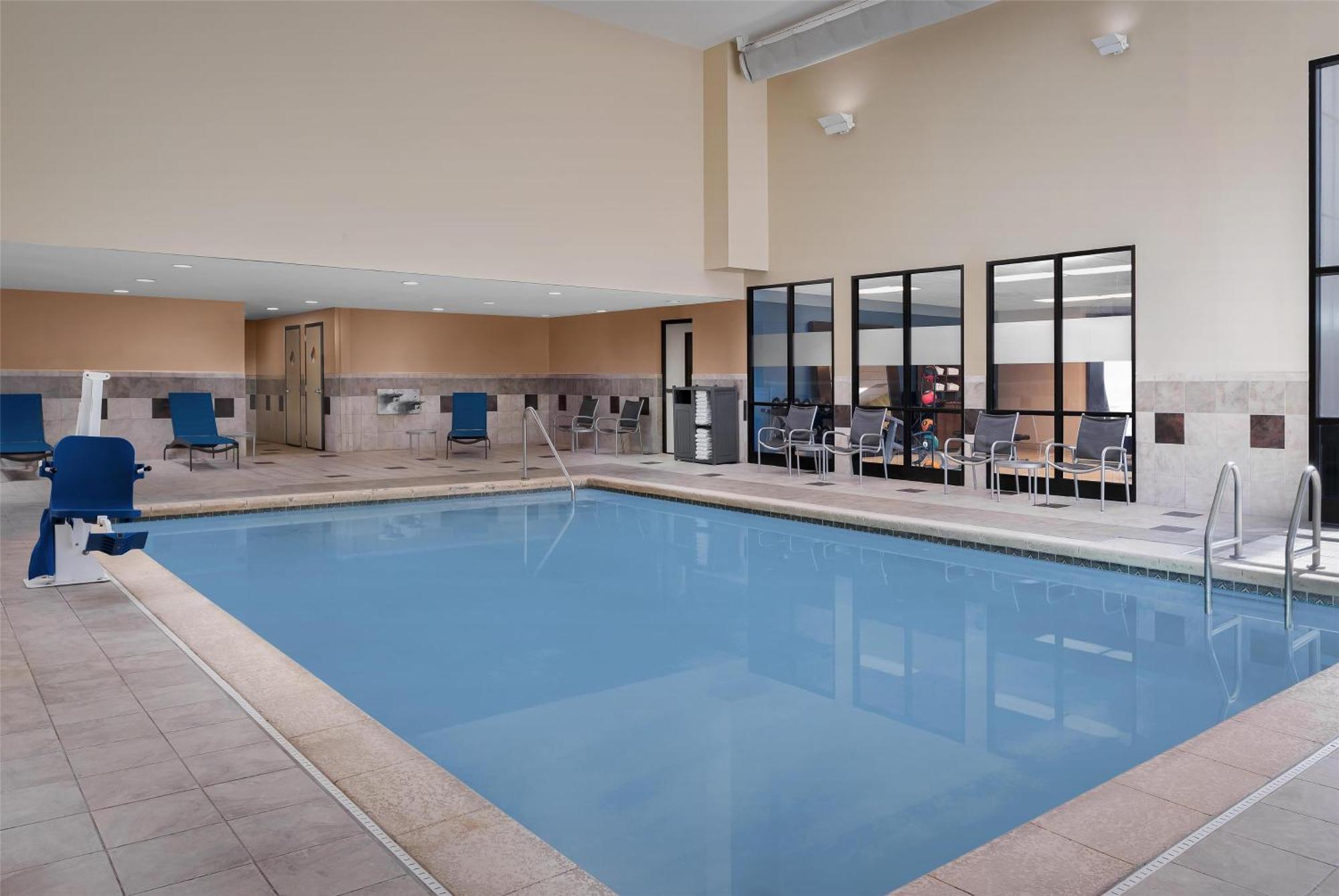 Hampton Inn & Suites Omaha-Downtown Exteriör bild