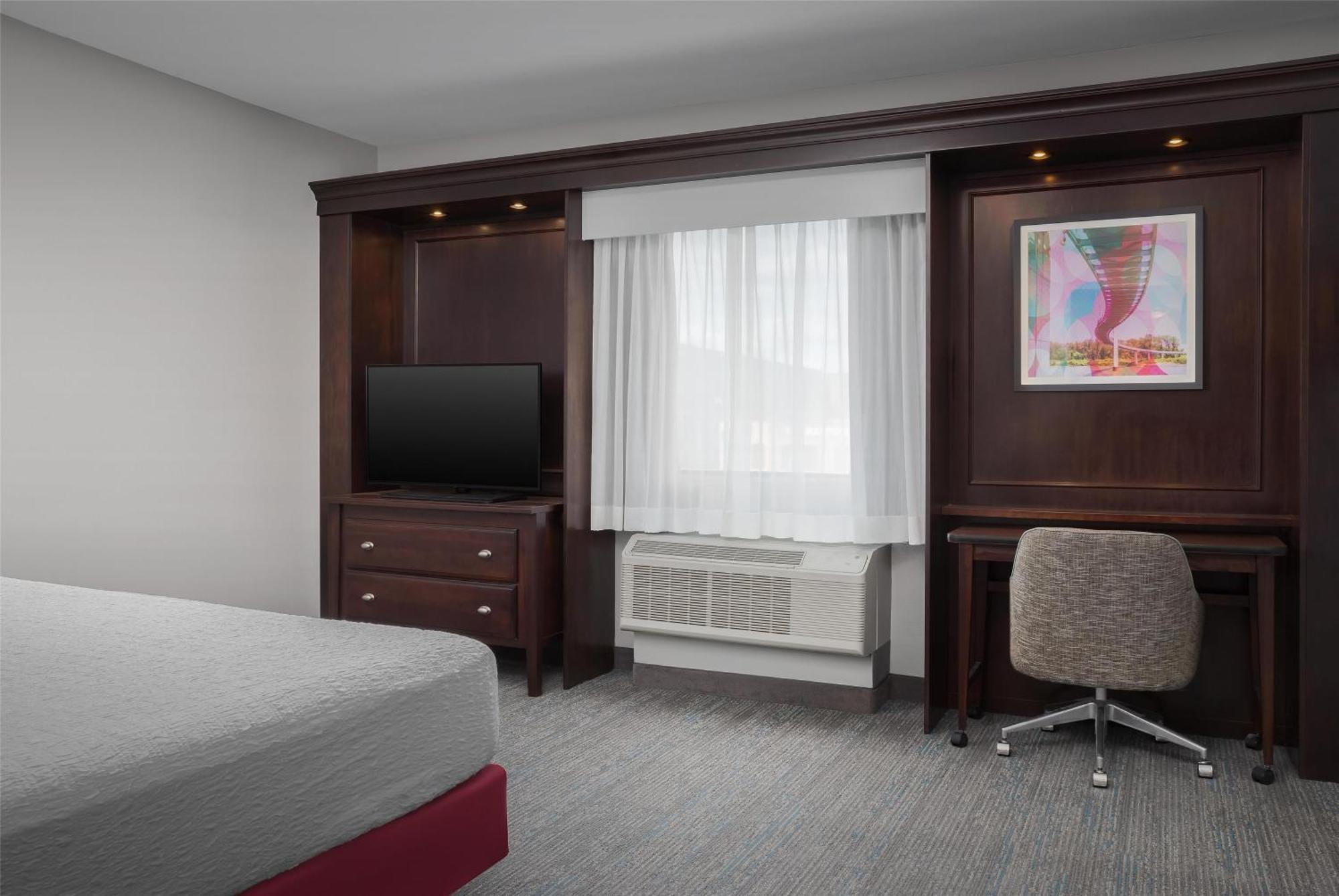 Hampton Inn & Suites Omaha-Downtown Exteriör bild