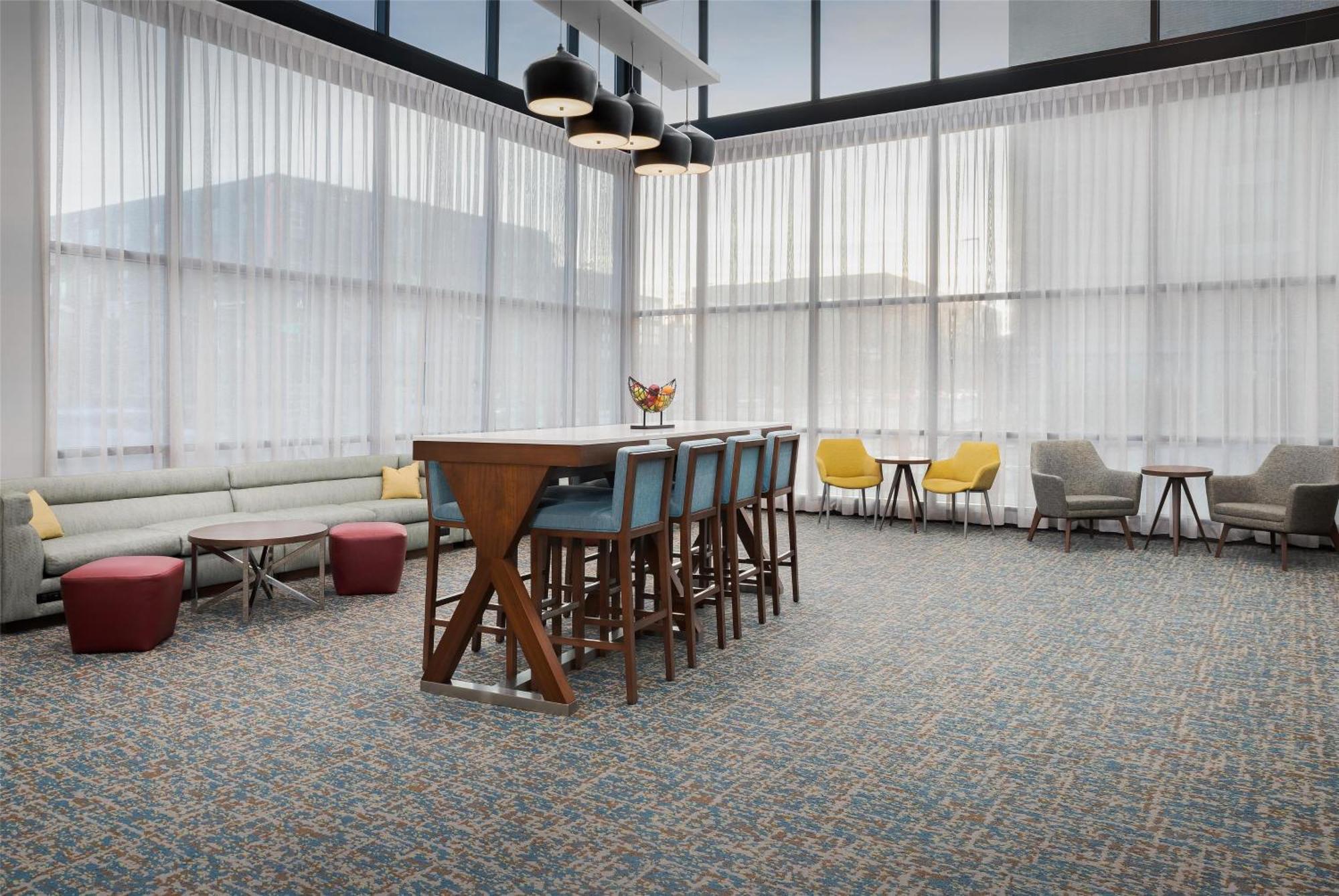 Hampton Inn & Suites Omaha-Downtown Exteriör bild